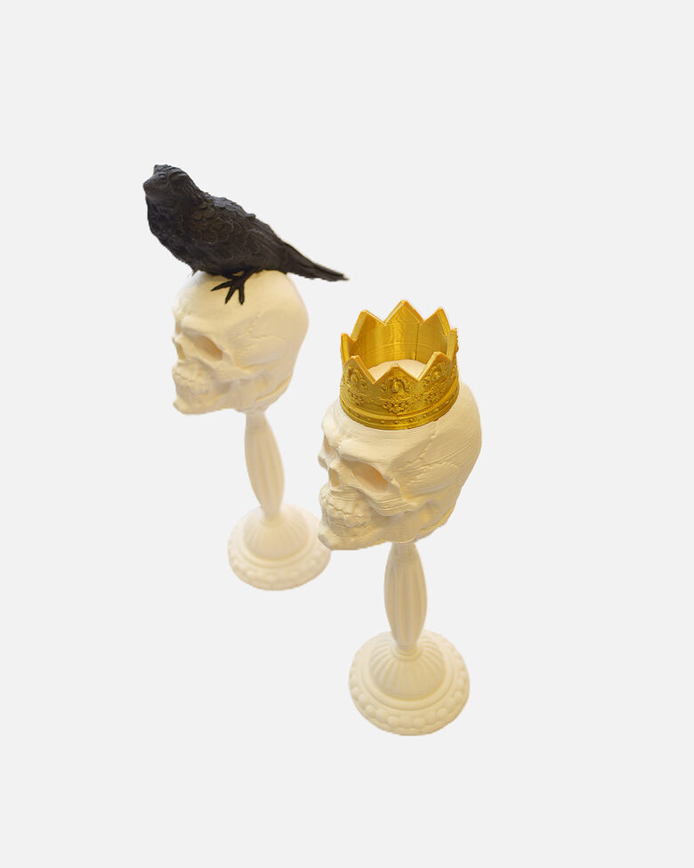 Galvaskausu svečturu komplekts